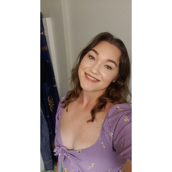 Meet your Posher, Alexa - Picture 1 of 1